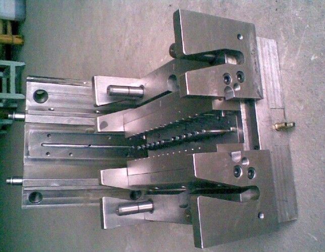 深圳模具廠,什么是注塑模具？